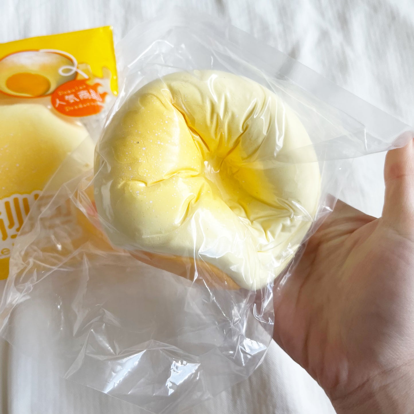 hachimi custard lava bun squishy