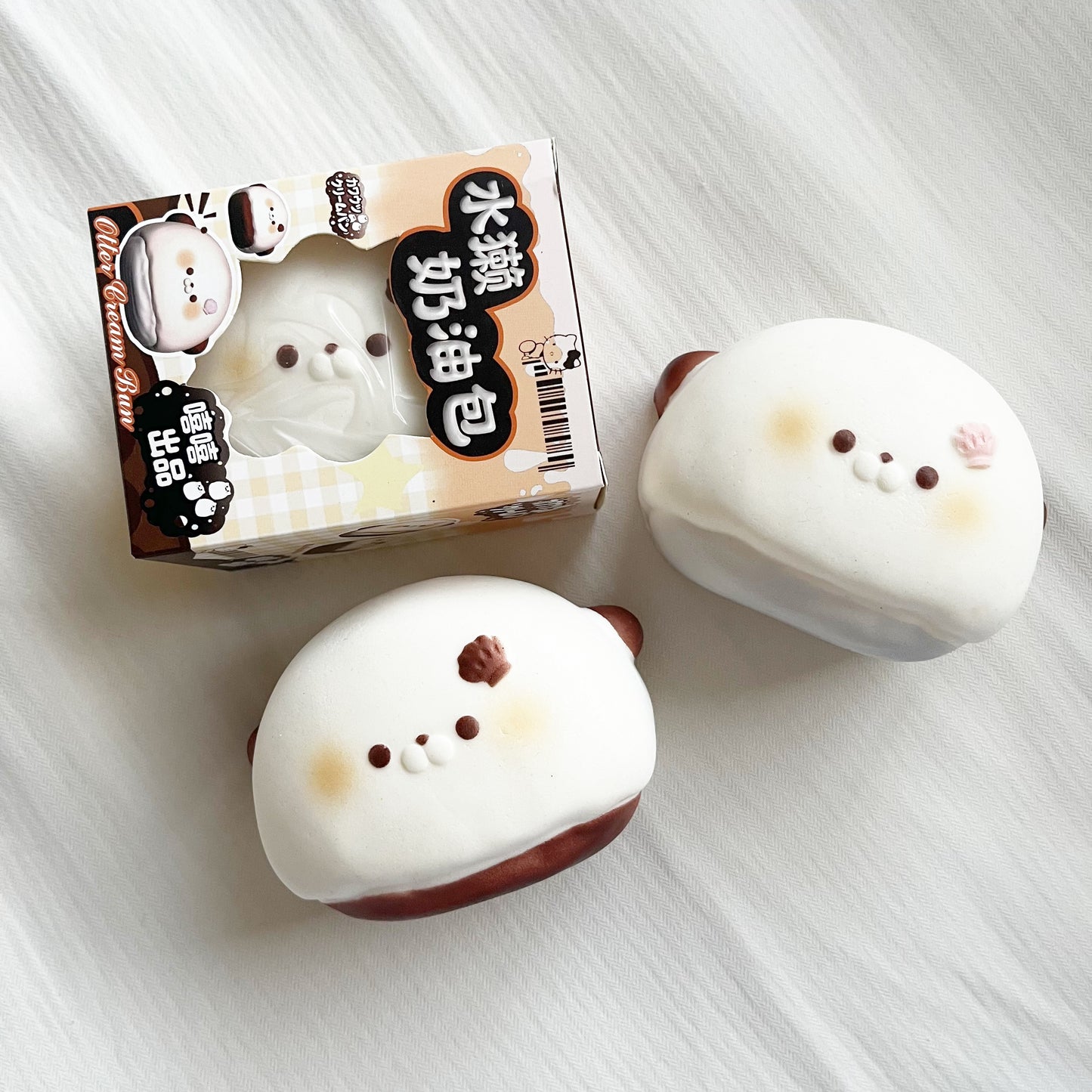 otter cream bun squishy