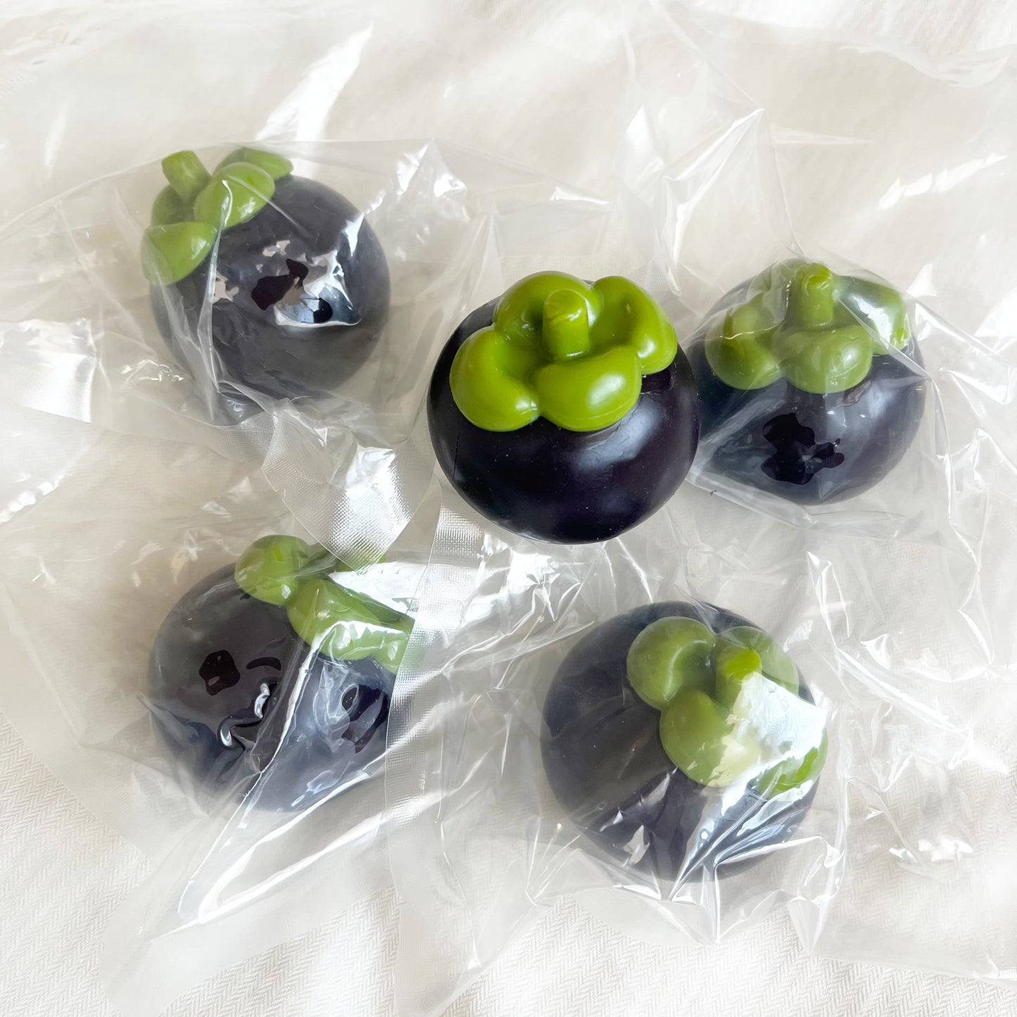 crunchy mangosteen squishy
