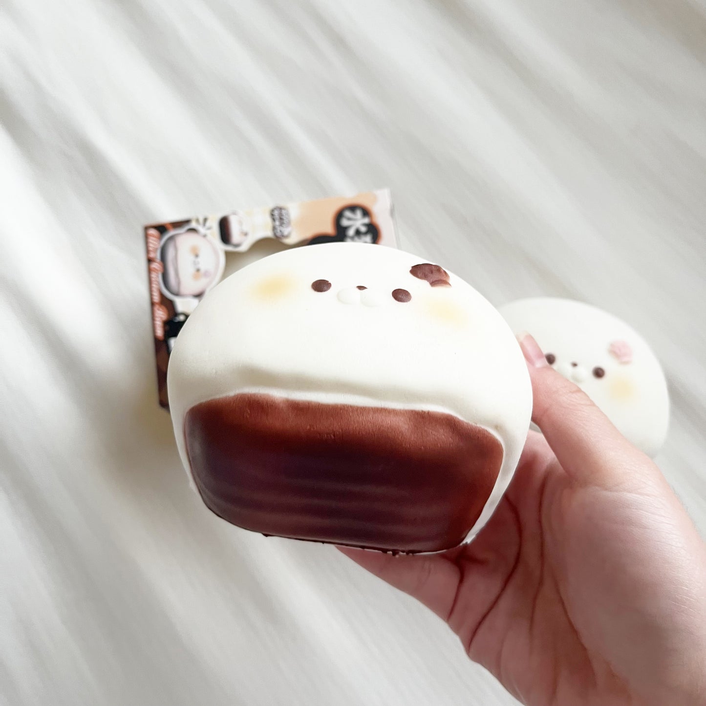 otter cream bun squishy