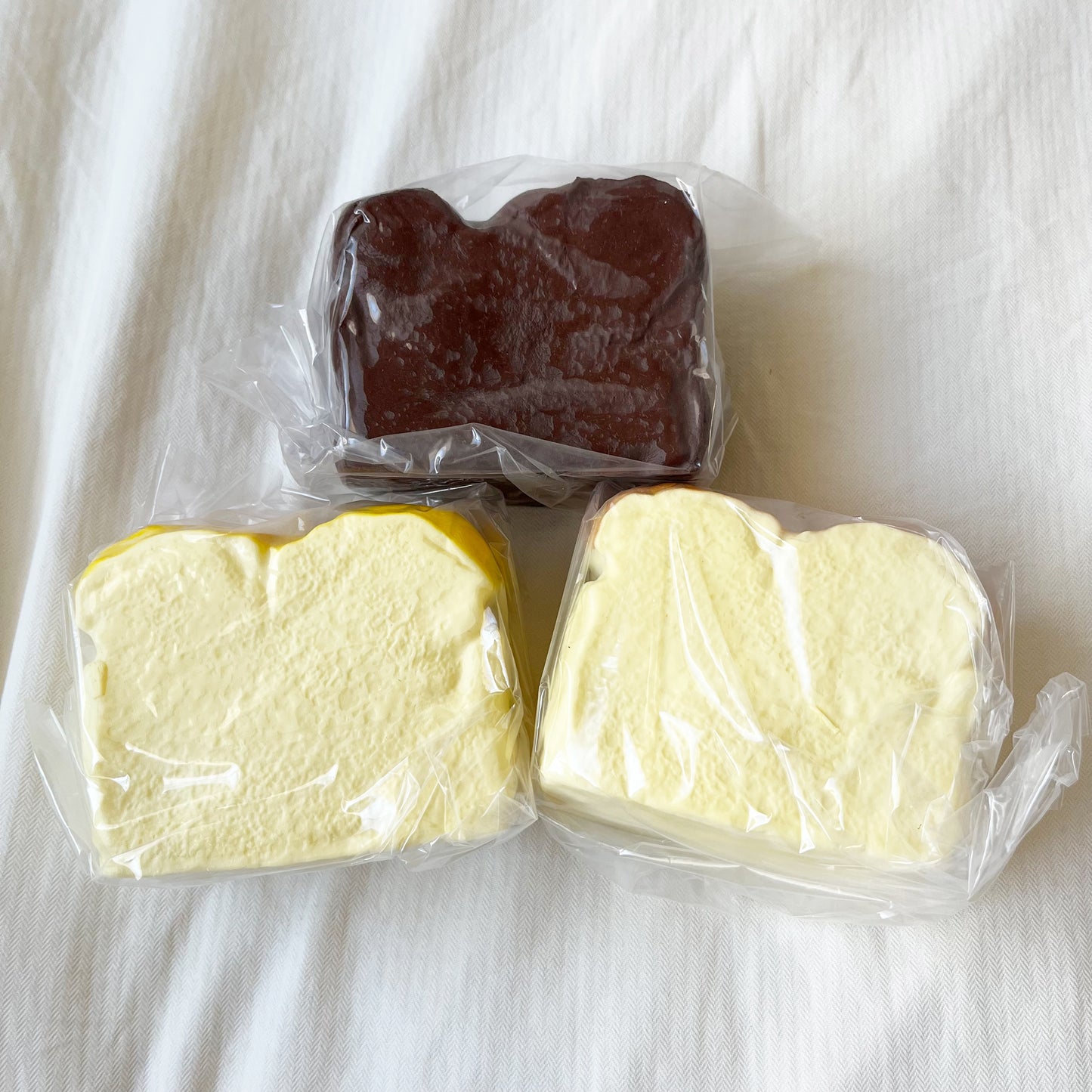 hachimi pound cake squishy