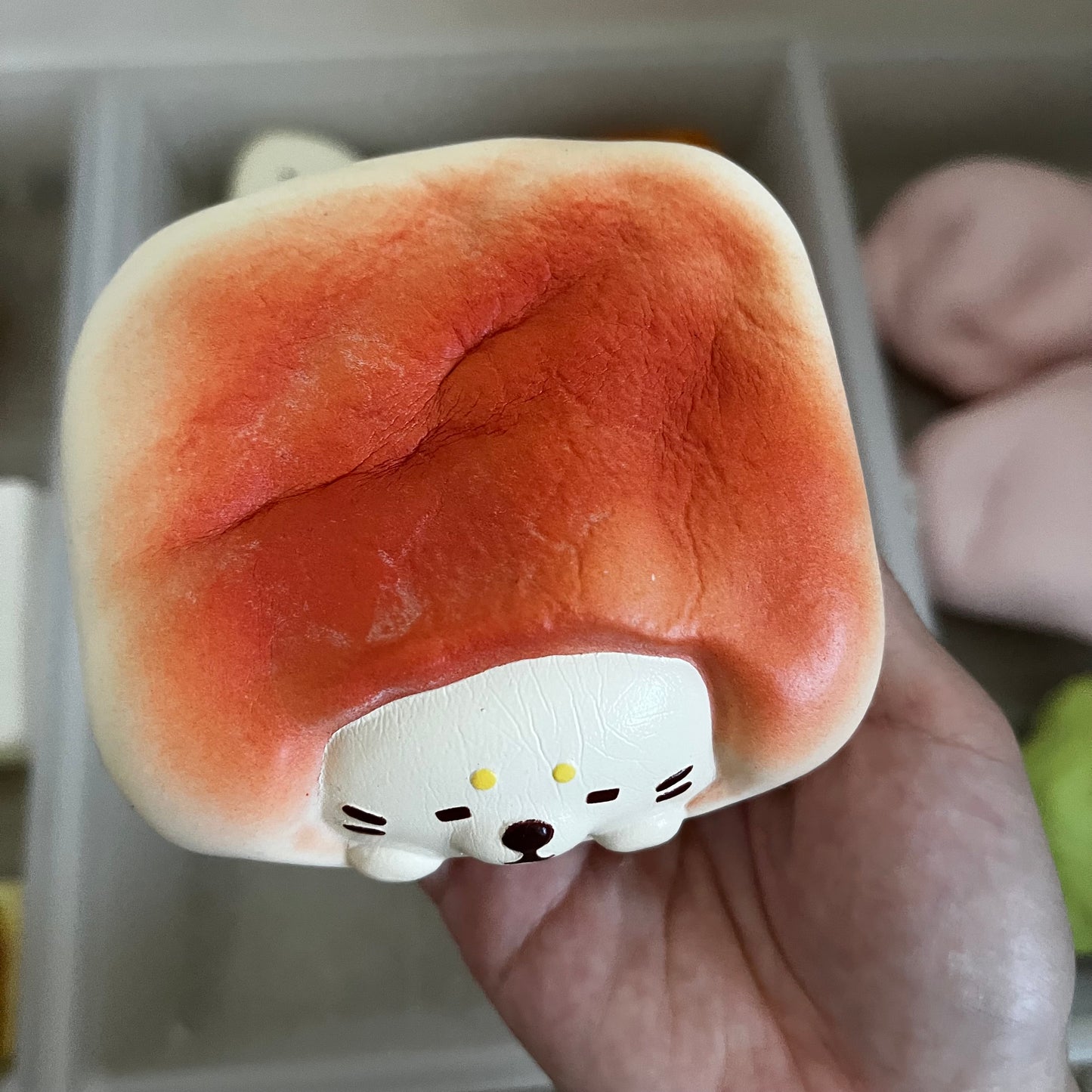 bingbing seal mochi squishy (b grade)